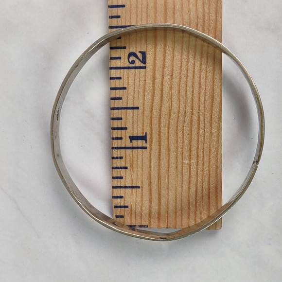 Artisan Crafted Alpaca Silver/Turquoise Inlay Bangle Bracelet - Picture 5 of 6